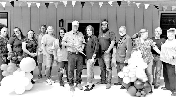Pittsburg-Camp County Chamber of Commerce doing membership ribbon-cutting with CT Drilling & Construction. Connie Bradshaw, Jen Ripley, Jenni Currey, Richard Bradshaw, Stacy Dorsett, Ashley Penny Sparks, Clay and Monica Penny, owners, James Villatoro, Pittsburg-Camp County Chamber of Commerce doing membership ribbon-cutting with CT Drilling & Construction. Connie Bradshaw, Jen Ripley, Jenni Currey, Richard Bradshaw, Stacy Dorsett, Ashley Penny Sparks, Clay and Monica Penny, owners, James Villatoro,