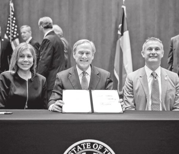Governor Abbott signs “Back the Blue” legislation
