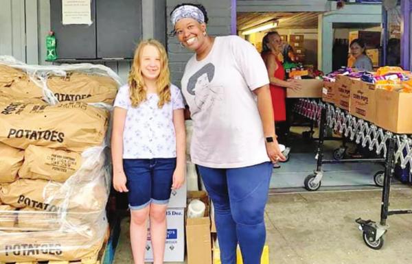 FUMC youth lends a helping hand