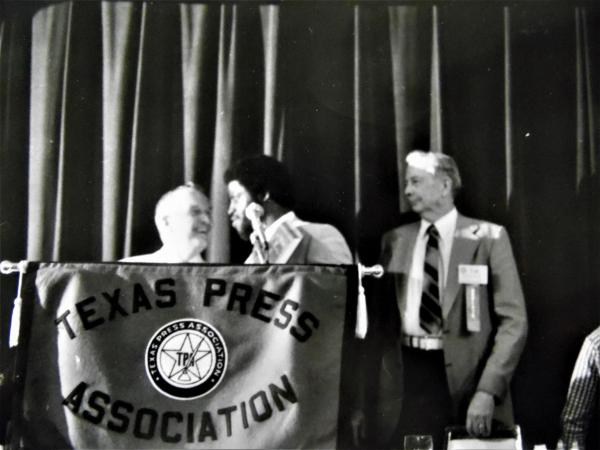 Article Image Alt Text